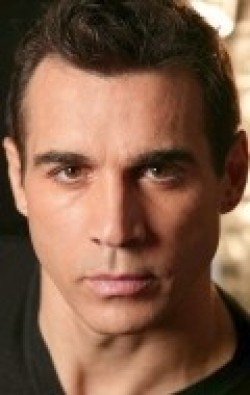 Adrian Paul - bio and intersting facts about personal life.