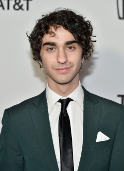Alex Wolff - bio and intersting facts about personal life.
