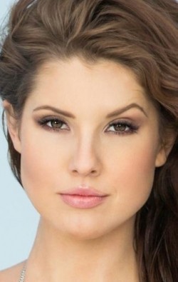 Amanda Cerny - bio and intersting facts about personal life.