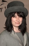 Amy Sherman-Palladino - bio and intersting facts about personal life.