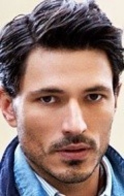 Andres Velencoso - bio and intersting facts about personal life.