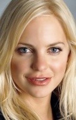 Anna Faris - bio and intersting facts about personal life.