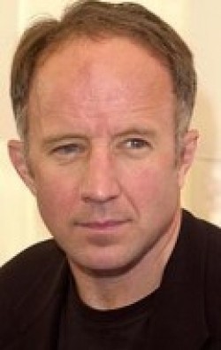 Arliss Howard - bio and intersting facts about personal life.