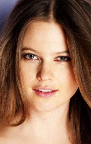Behati Prinsloo - bio and intersting facts about personal life.