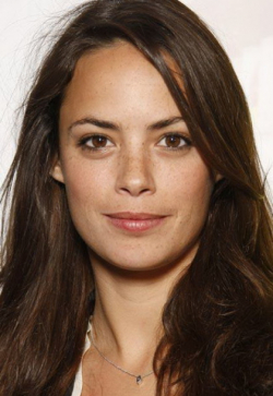 Berenice Bejo - bio and intersting facts about personal life.