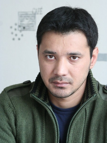 Berik Aytzhanov - bio and intersting facts about personal life.
