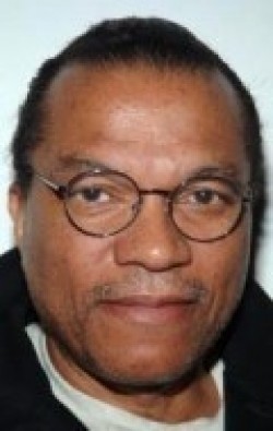 Billy Dee Williams - bio and intersting facts about personal life.