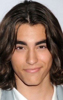 Blake Michael - bio and intersting facts about personal life.