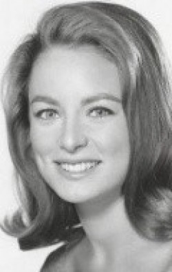 Charmian Carr - wallpapers.