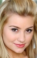 Chelsea Kane - bio and intersting facts about personal life.