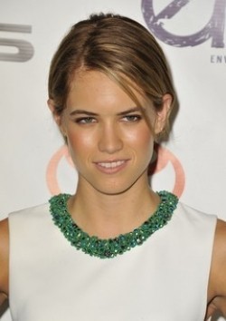 Recent Cody Horn pictures.