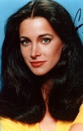 Recent Connie Sellecca pictures.