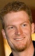 Dale Earnhardt Jr. - bio and intersting facts about personal life.