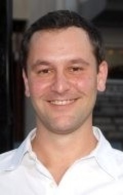 Dan Fogelman - bio and intersting facts about personal life.