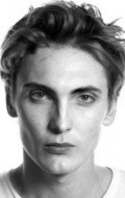 Eamon Farren - bio and intersting facts about personal life.