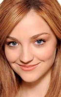Abby Elliott - bio and intersting facts about personal life.