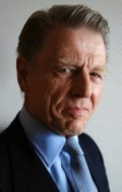 Recent Edward Fox pictures.