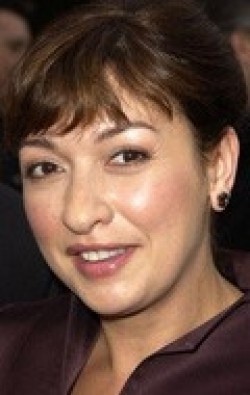 Elizabeth Pena - bio and intersting facts about personal life.