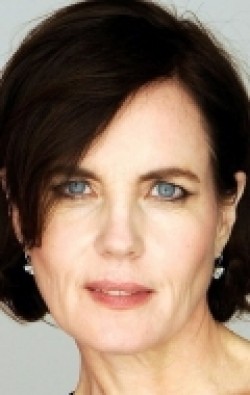 Elizabeth McGovern - bio and intersting facts about personal life.