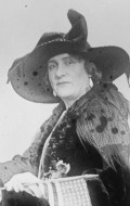 Florence Auer - bio and intersting facts about personal life.