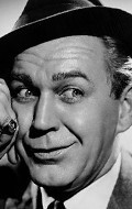 Forrest Tucker - bio and intersting facts about personal life.
