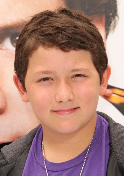 Frankie Jonas - bio and intersting facts about personal life.