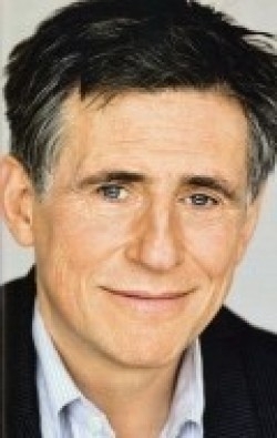 Gabriel Byrne - bio and intersting facts about personal life.