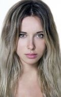 Gillian Zinser - bio and intersting facts about personal life.