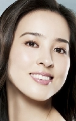 Recent Han Hye Jin pictures.