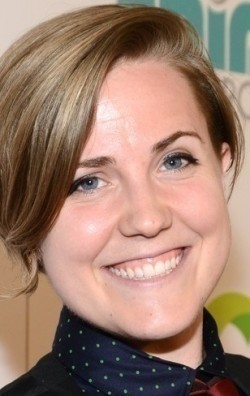 Hannah Hart - bio and intersting facts about personal life.
