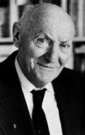 Isaac Bashevis Singer - bio and intersting facts about personal life.