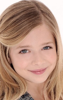 Jackie Evancho - bio and intersting facts about personal life.