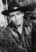 James Drury - bio and intersting facts about personal life.
