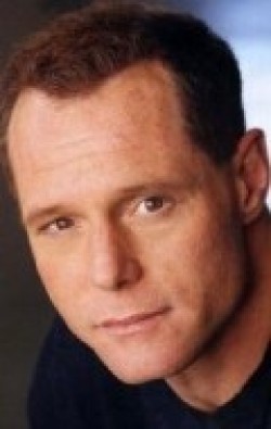 Jason Beghe - bio and intersting facts about personal life.