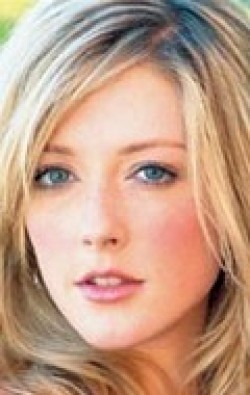 Jennifer Finnigan - bio and intersting facts about personal life.