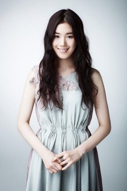 Jeong Eun-chae - bio and intersting facts about personal life.