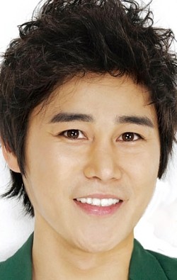 Jeong Tae Woo - bio and intersting facts about personal life.