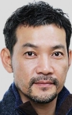 Jung Jin-young - bio and intersting facts about personal life.