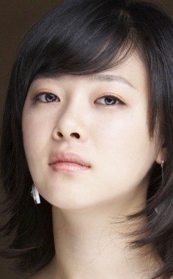 Ji-hyeon Min - bio and intersting facts about personal life.