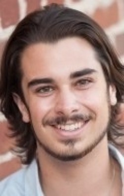 Joey Richter - bio and intersting facts about personal life.