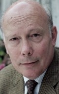 Julian Fellowes - bio and intersting facts about personal life.