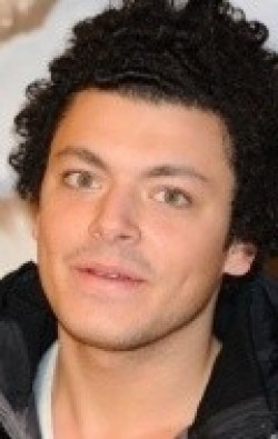 Kev Adams - bio and intersting facts about personal life.
