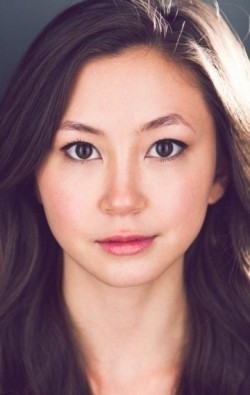 Kimiko Glenn - bio and intersting facts about personal life.