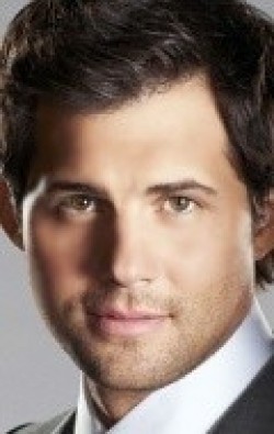 Kristoffer Polaha - bio and intersting facts about personal life.