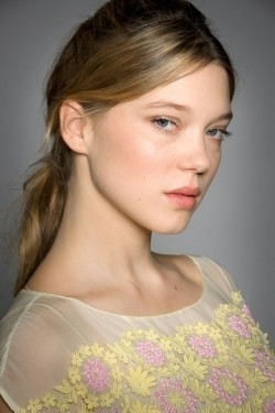 Lea Seydoux - bio and intersting facts about personal life.