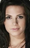 Leah Cairns - bio and intersting facts about personal life.
