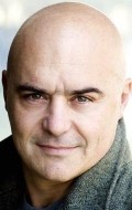 Luca Zingaretti - bio and intersting facts about personal life.