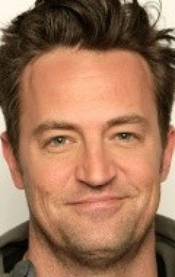 All best and recent Matthew Perry pictures.