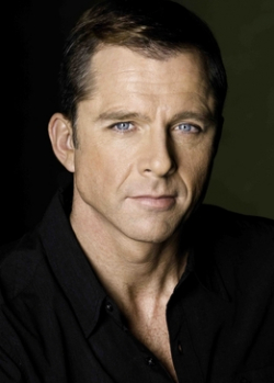 Maxwell Caulfield - bio and intersting facts about personal life.