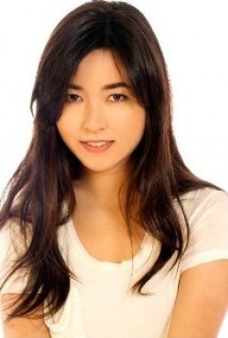 Maya Erskine - bio and intersting facts about personal life.